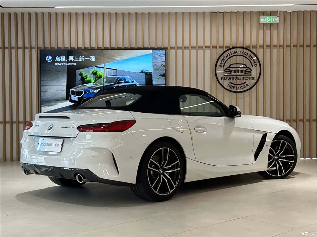 BMW Z4, 2025 все фото