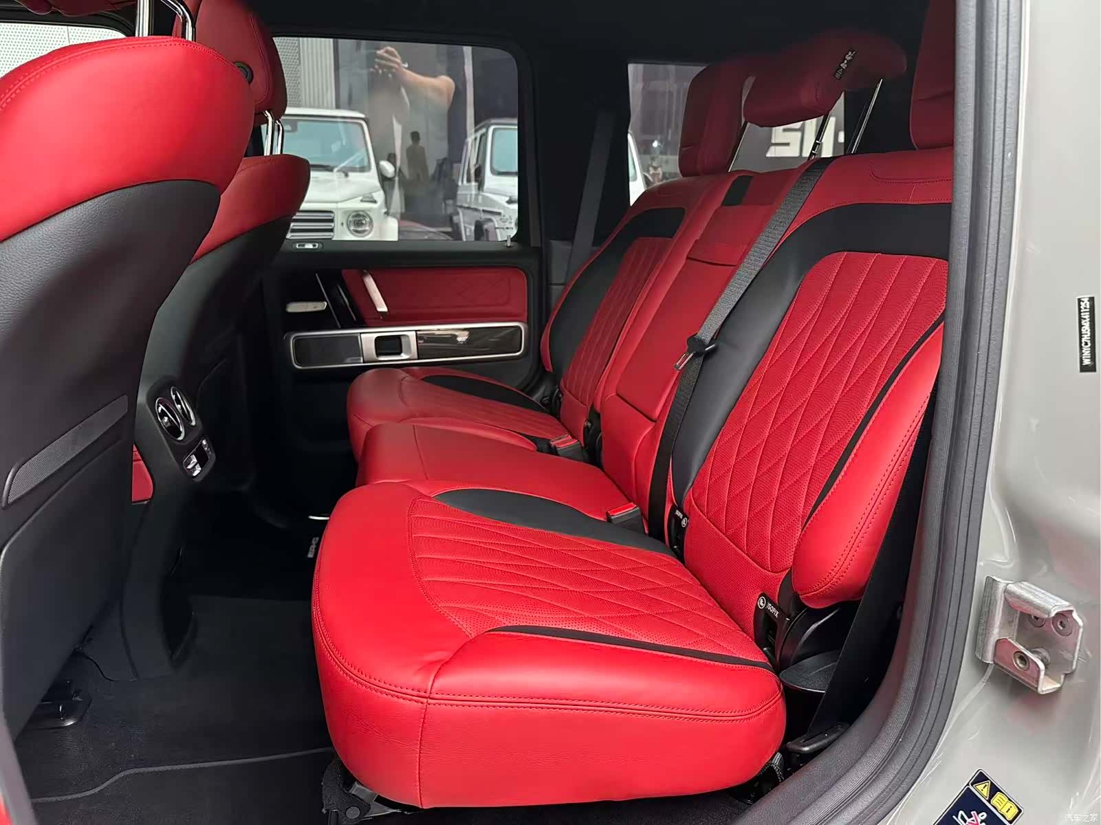 Mercedes-Benz G-Class, 2023 7
