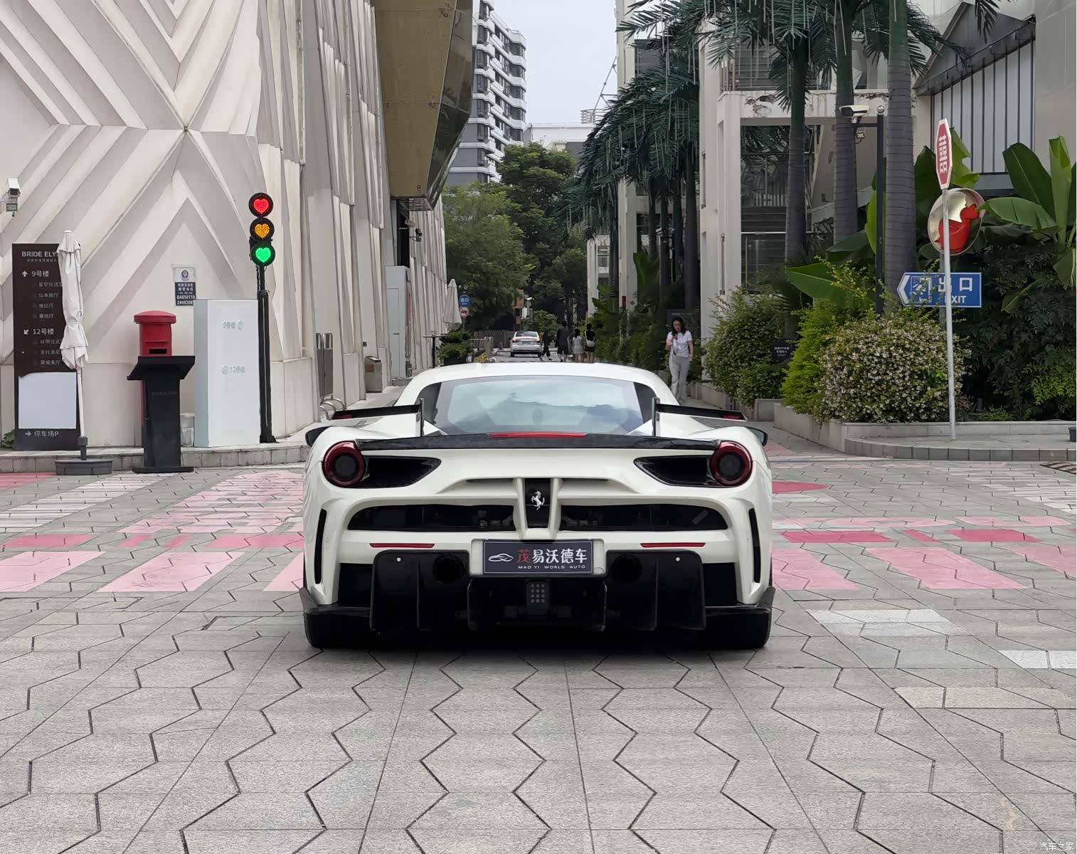 Ferrari 488, 2019 все фото