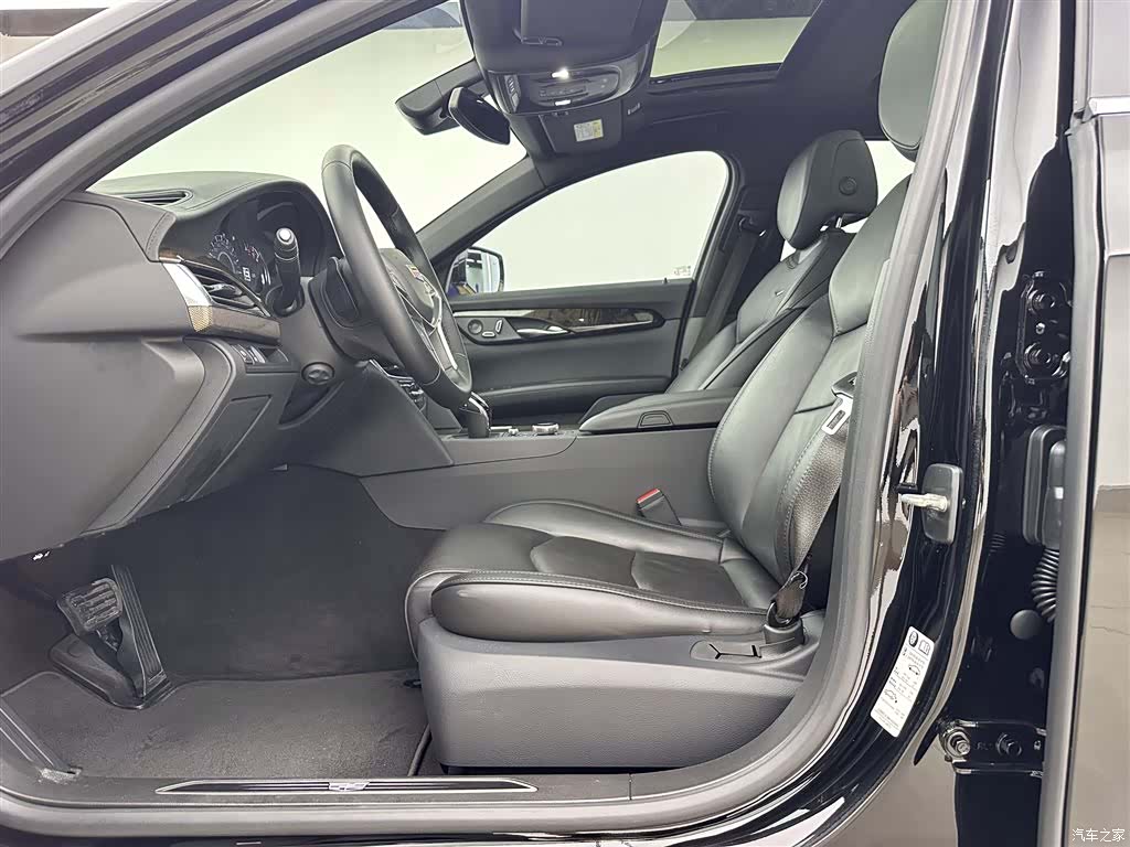 Cadillac CT6, 2022 6
