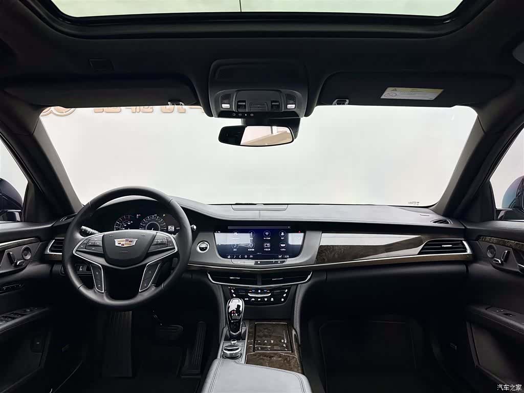 Cadillac CT6, 2022 8