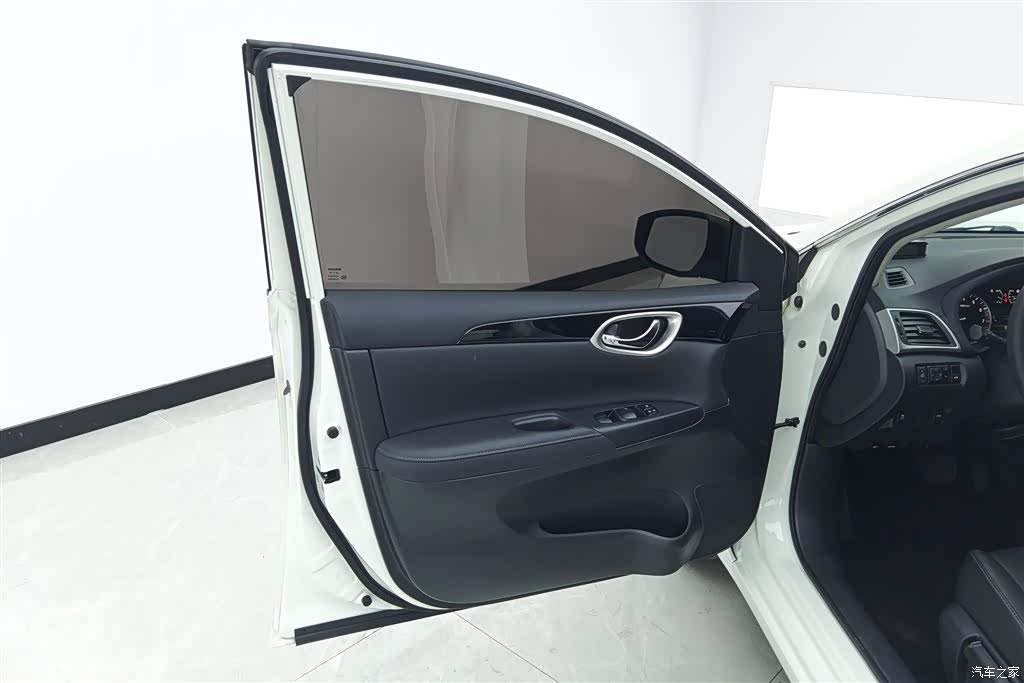 Nissan Sylphy, 2017 7