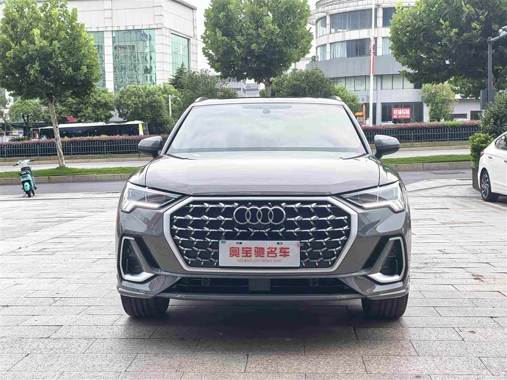 Audi Q3, 2025 2