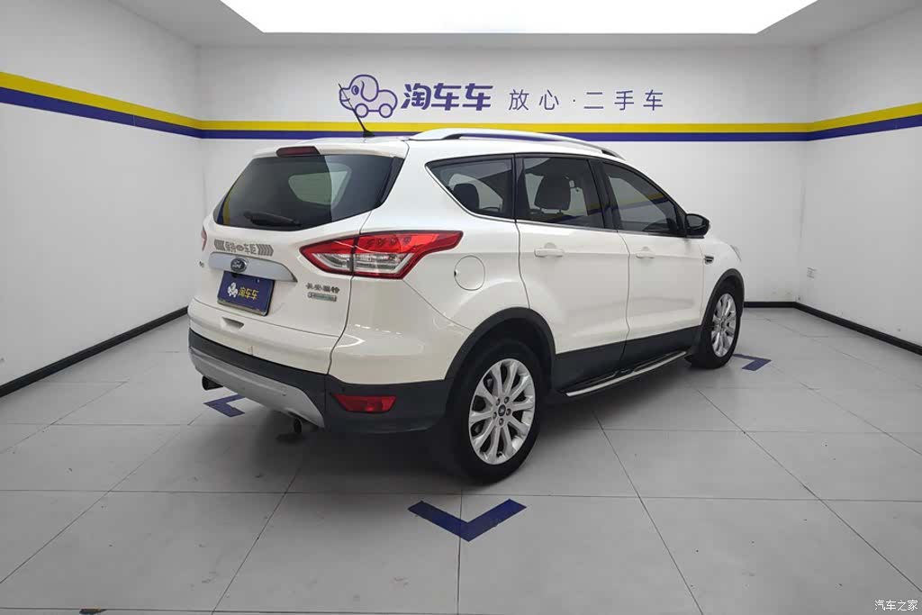 Ford Kuga, 2015 3