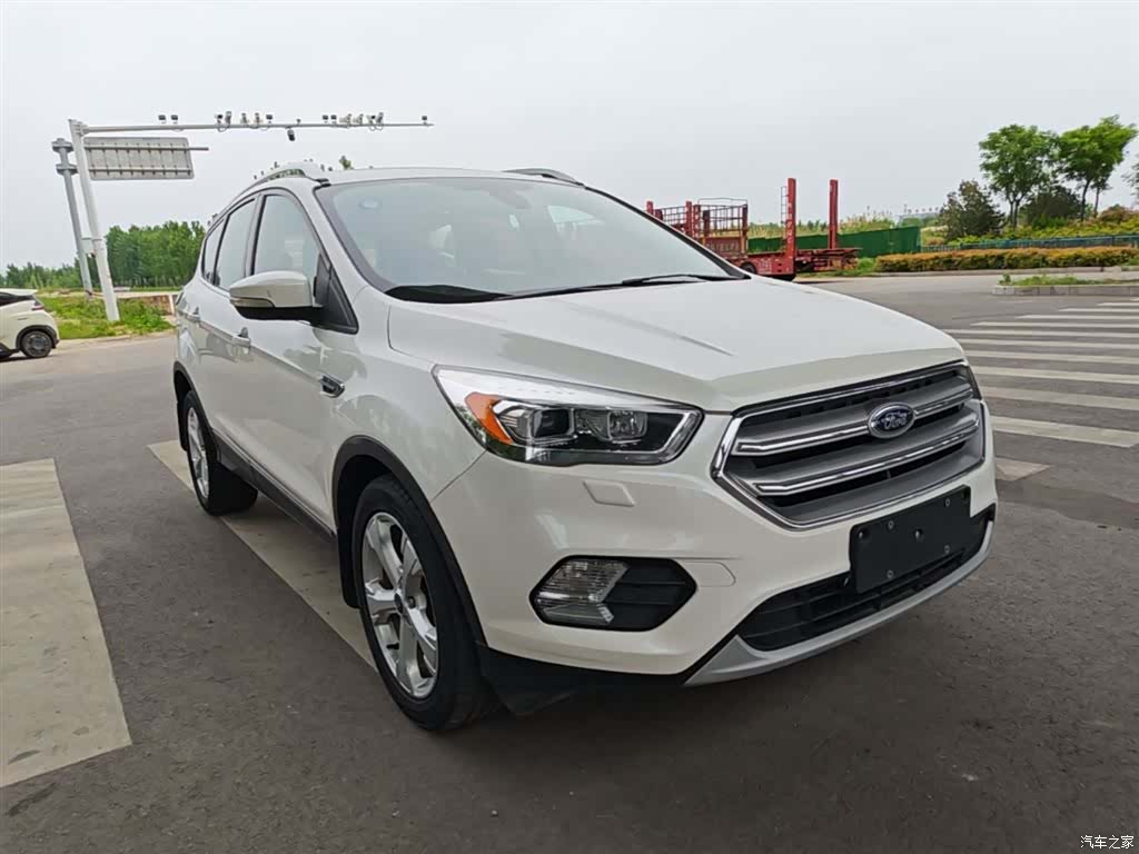 Ford Kuga, 2018 4
