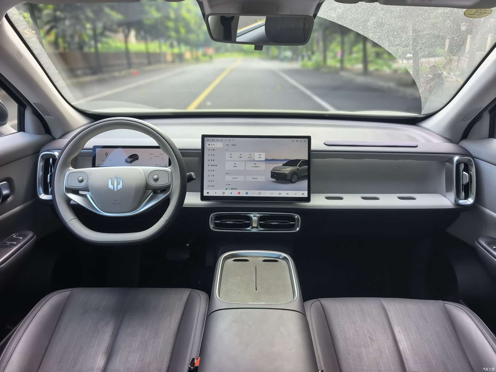 Leapmotor B10, 2025 8
