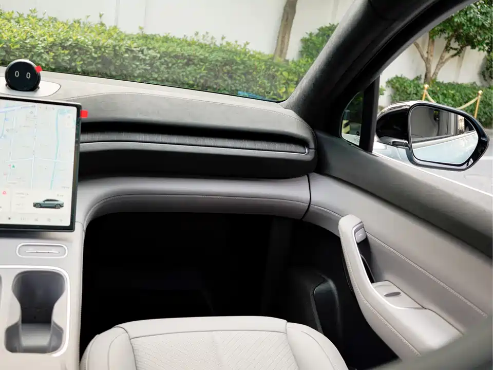 NIO EC6