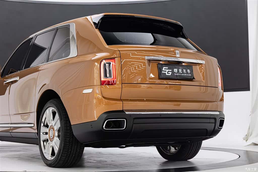 Rolls-Royce Cullinan, 2024 23