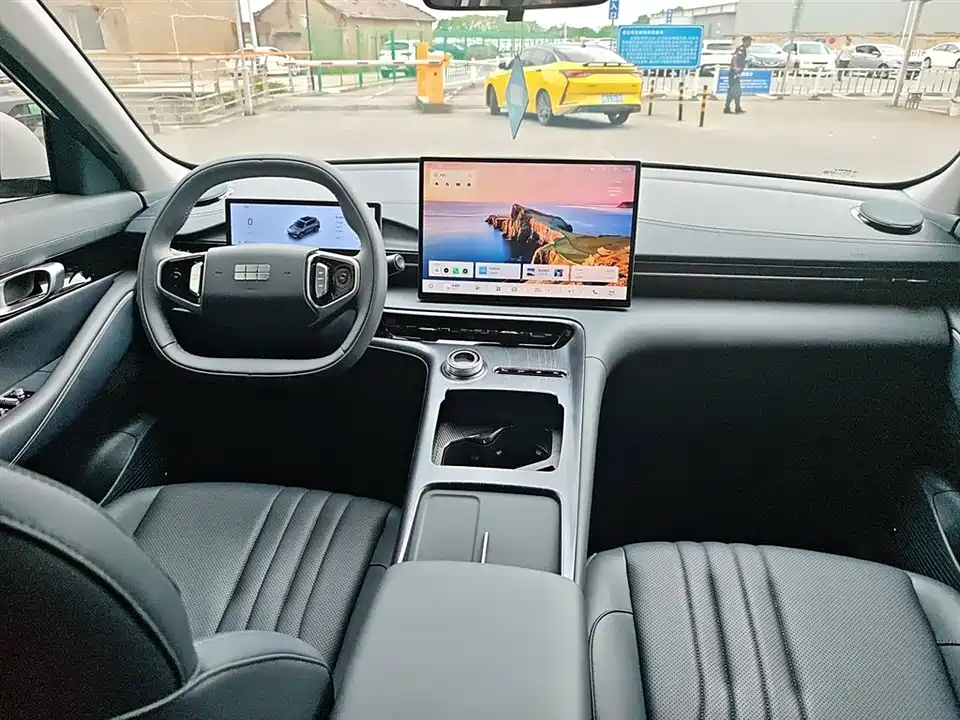 Geely Galaxy Galaxy E5