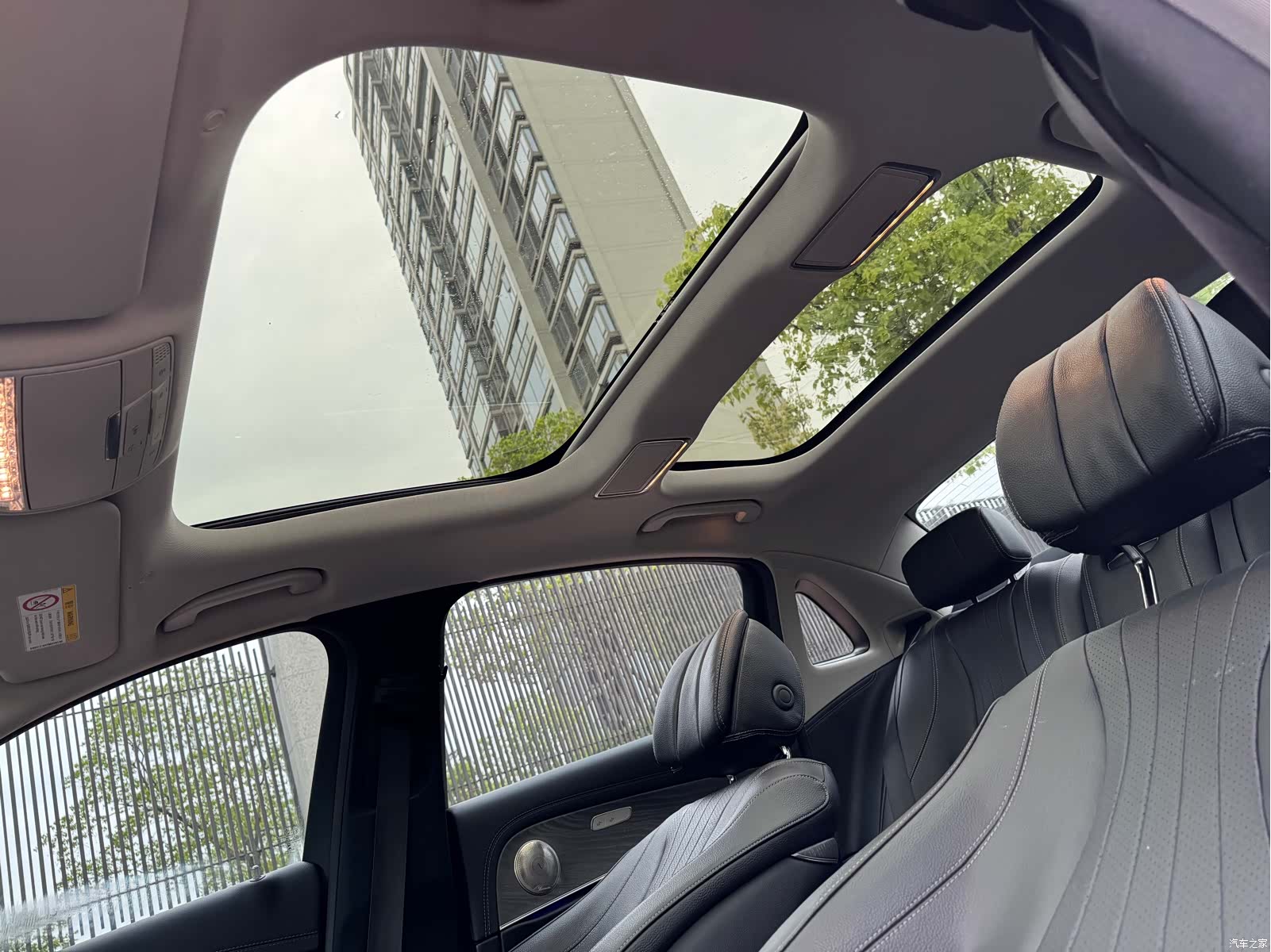 Mercedes-Benz E-Class, 2022 8