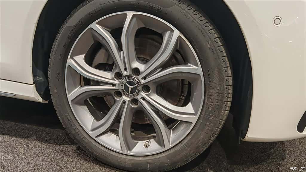 Mercedes-Benz E-Class, 2023 9