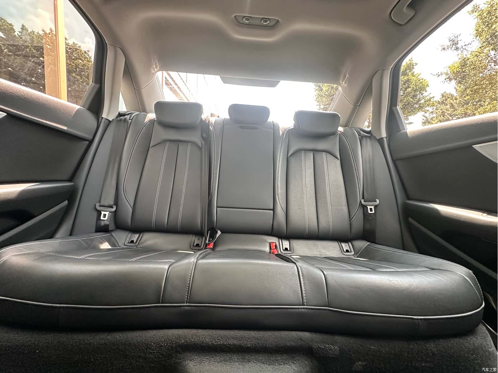 Audi A4L, 2022 14