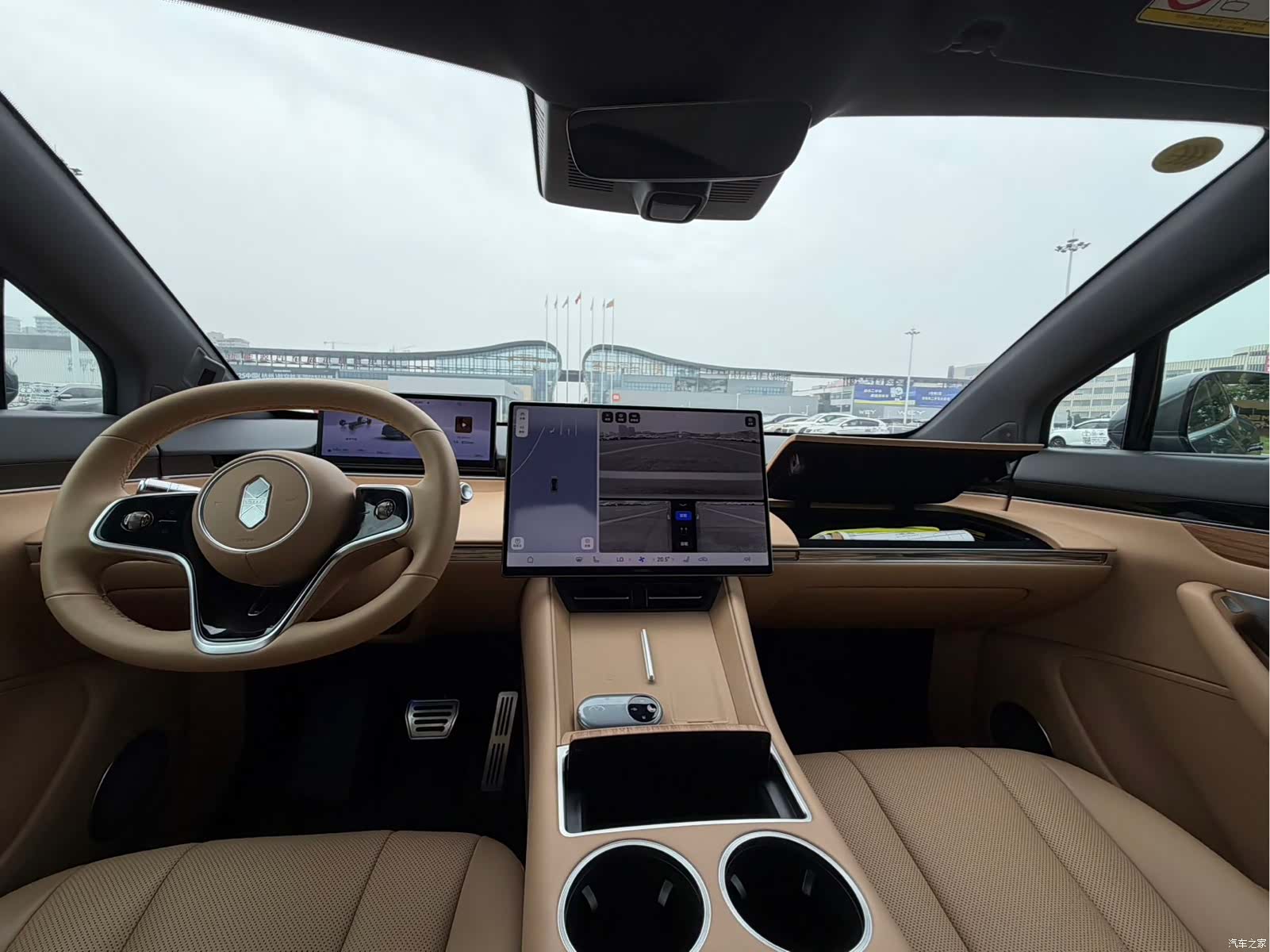 Luxeed R7, 2025 16