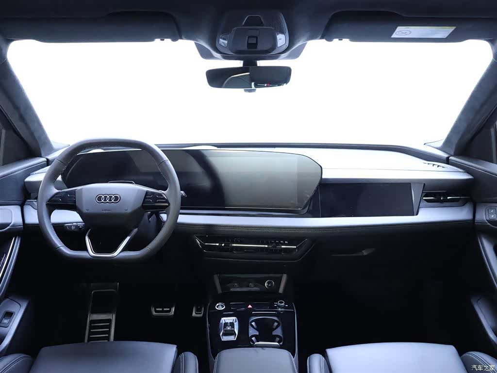Audi e-tron, 2025 14