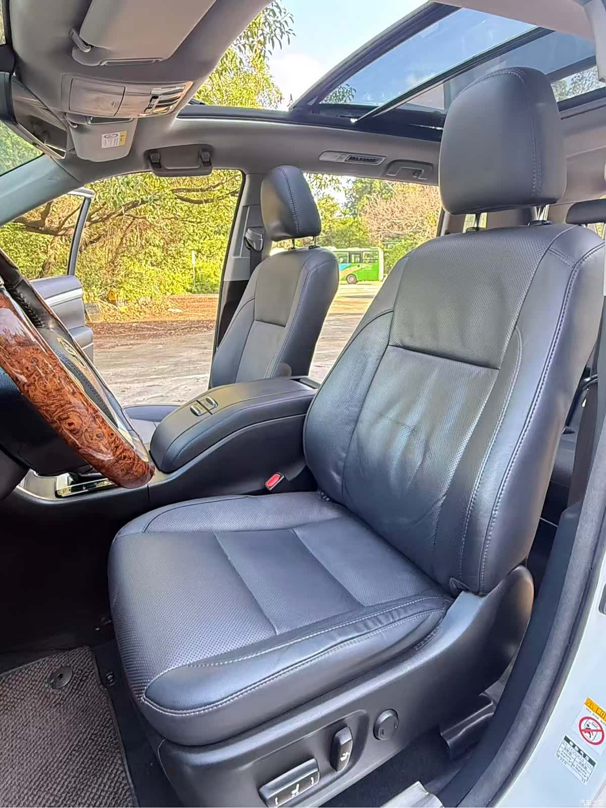 Toyota Highlander, 2019 все фото