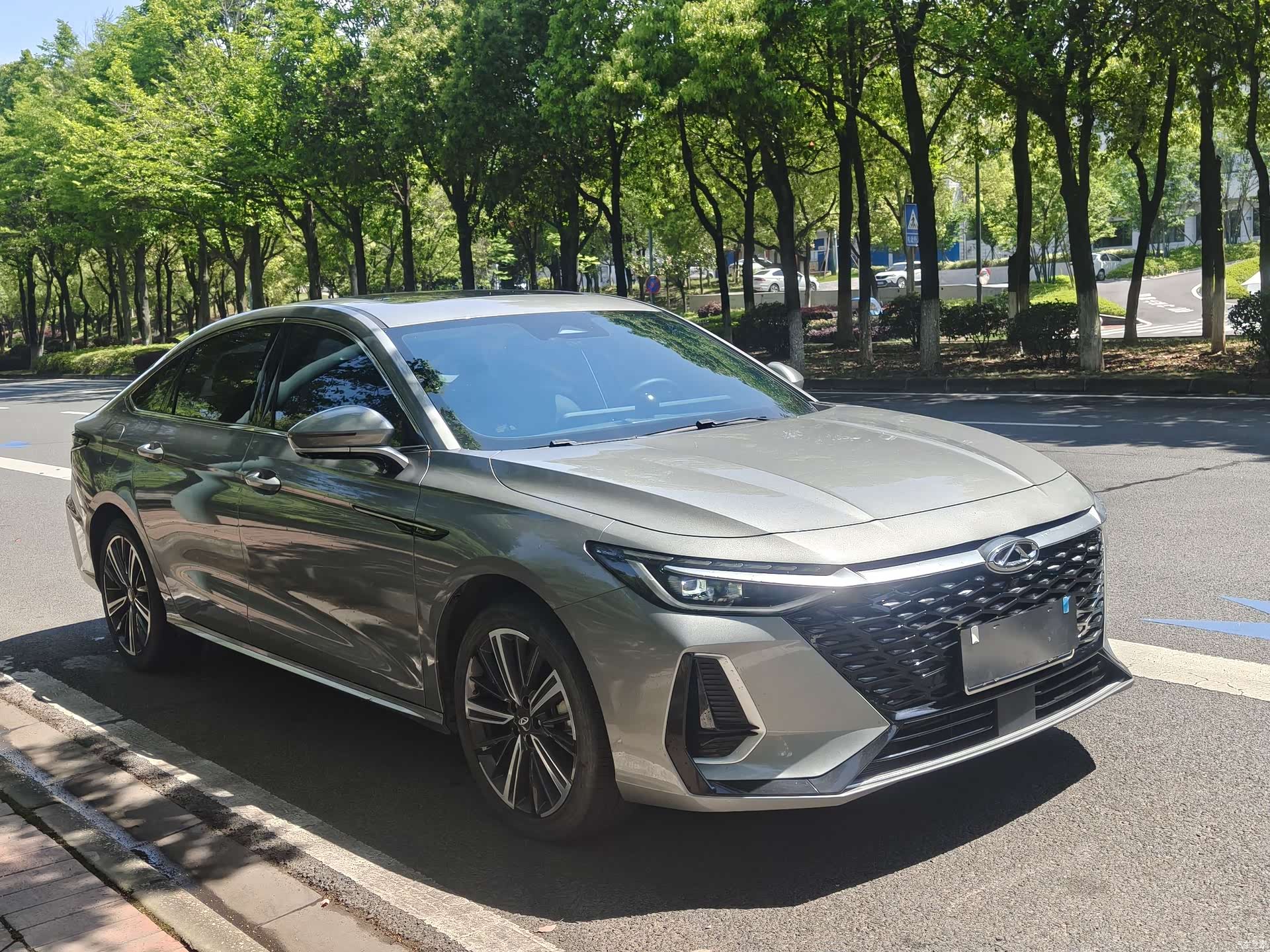 Chery Arrizo 8, 2024 3