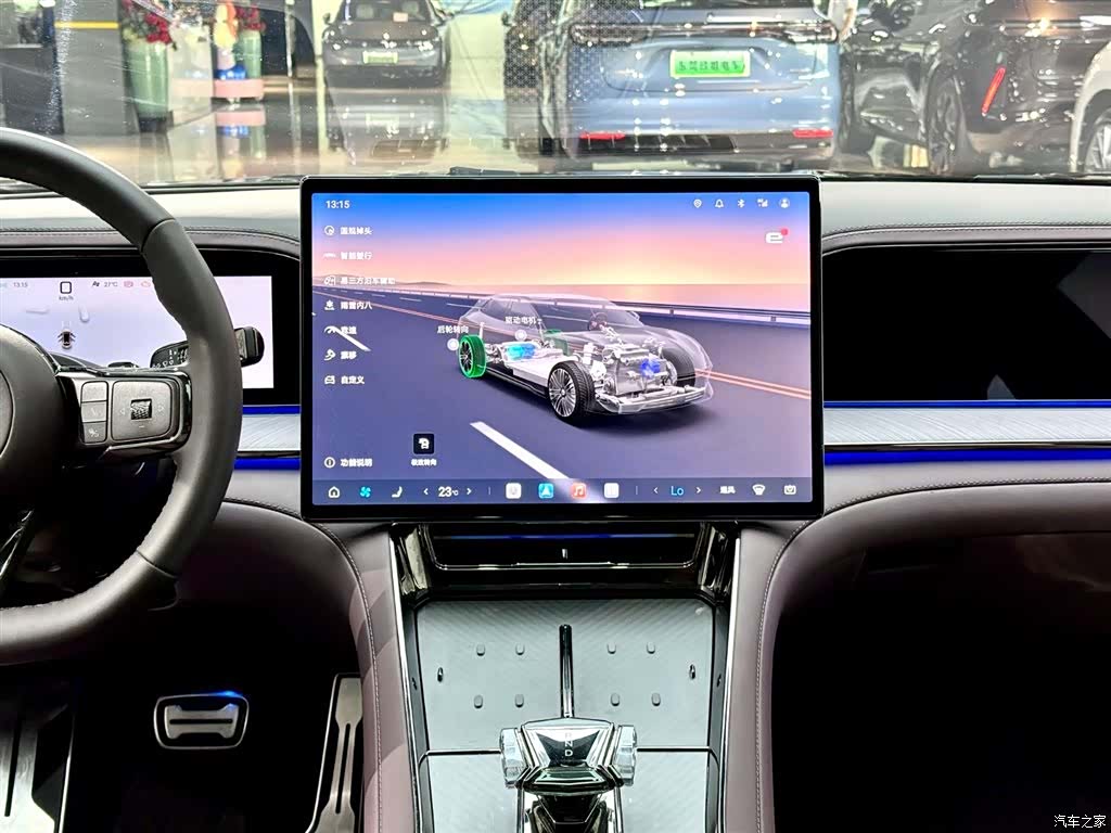 Denza Z9GT, 2025 13