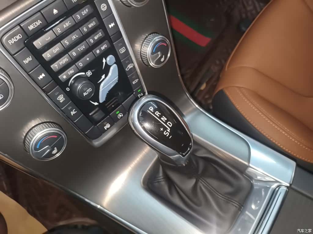 Volvo V60, 2016 14