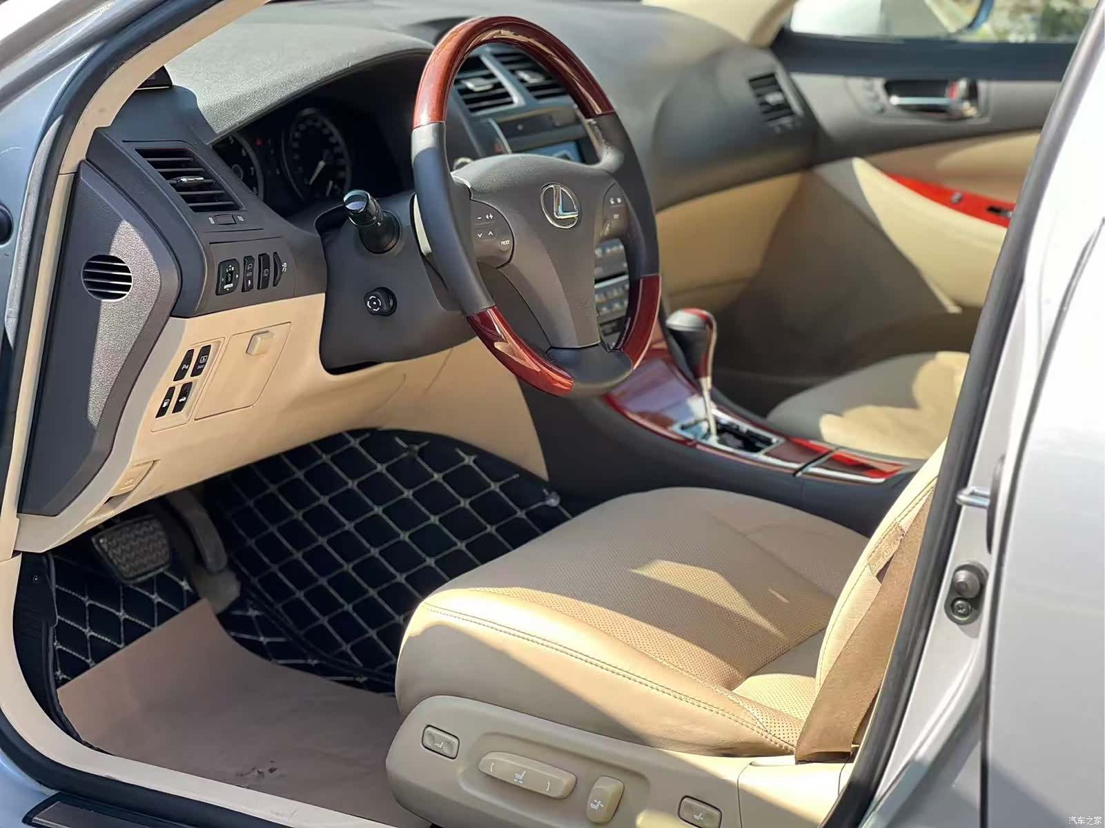 Lexus ES, 2008 8