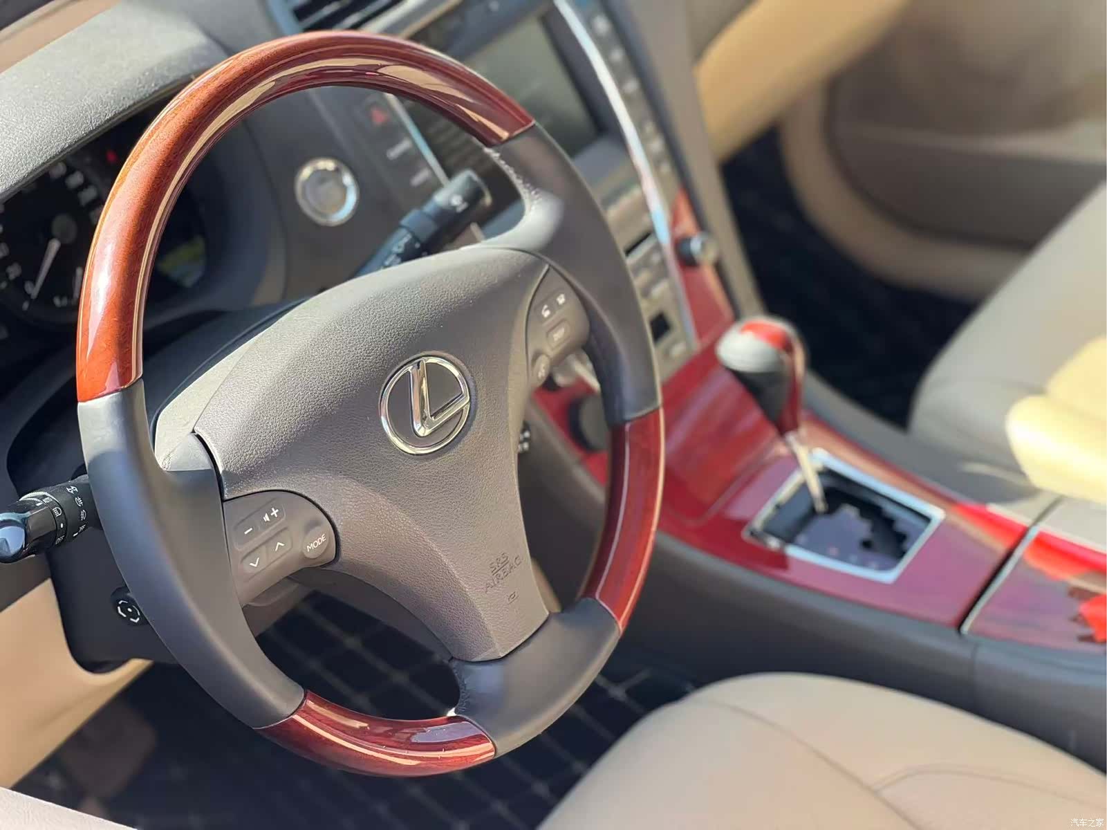 Lexus ES, 2008 9