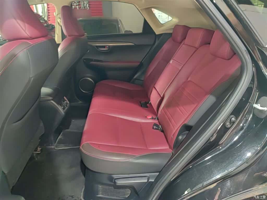 Lexus NX, 2018 17