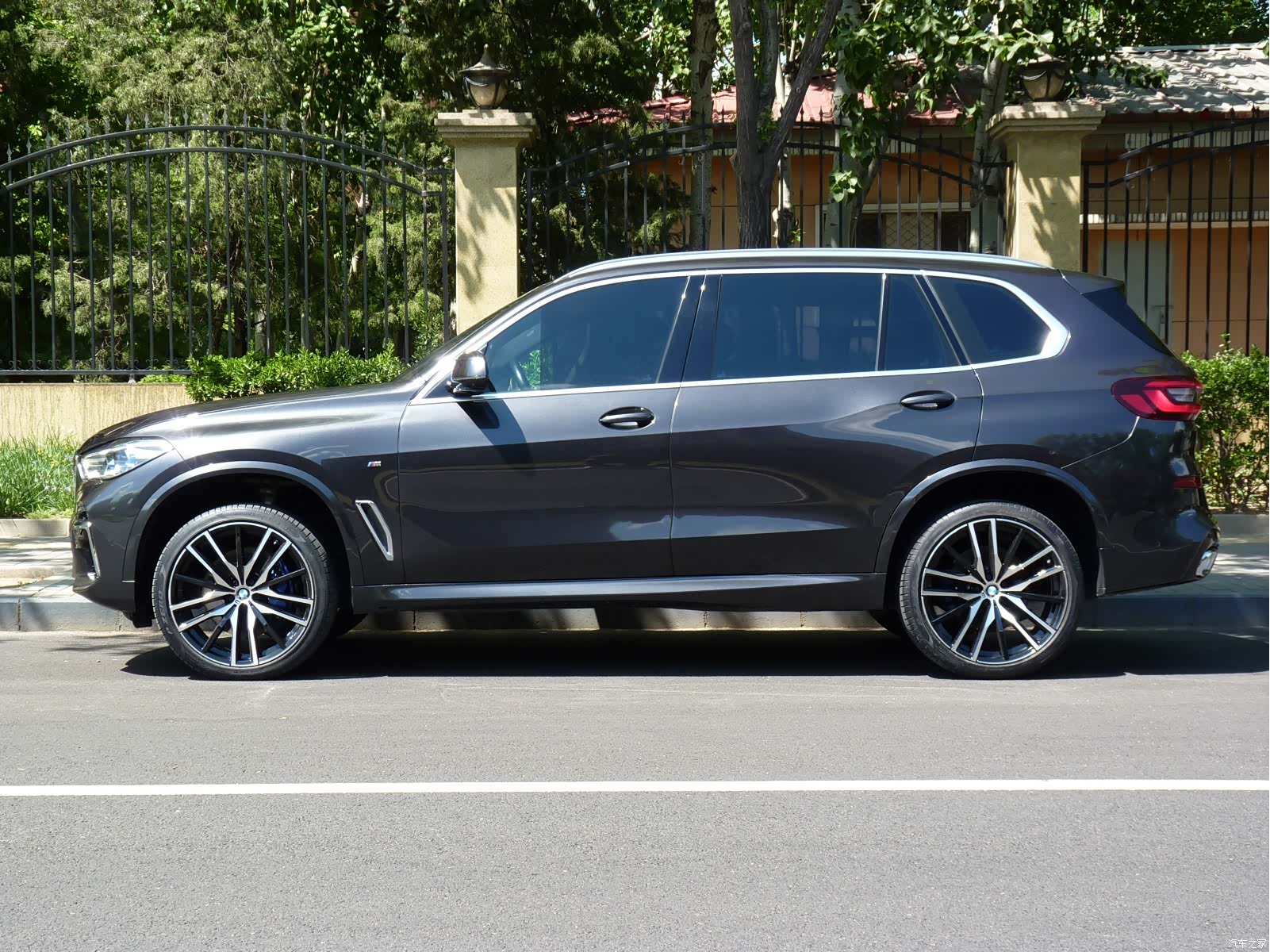 BMW X5, 2022 3