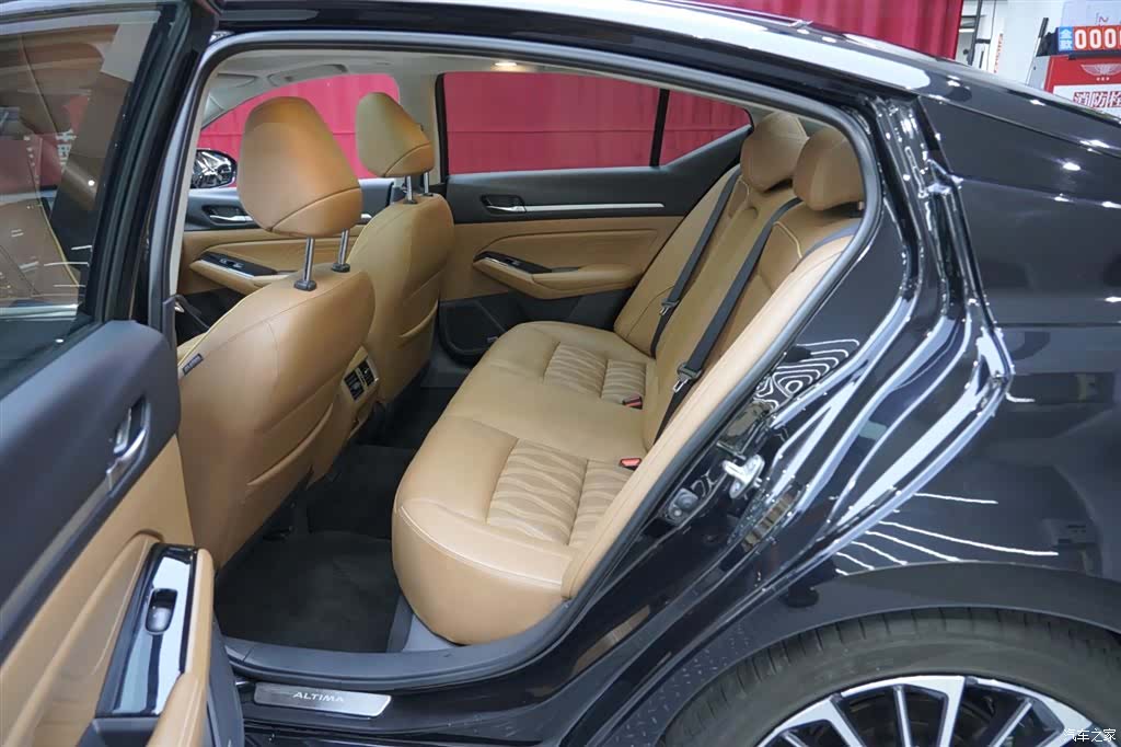 Nissan Teana, 2023 22