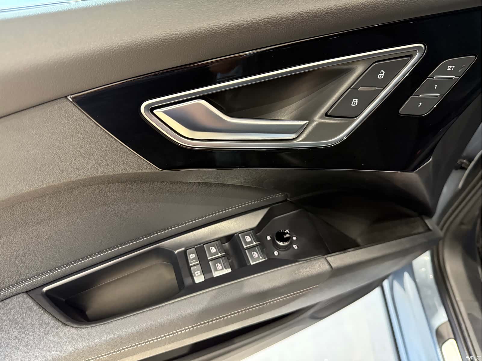 Audi Q4 e-tron, 2023 6