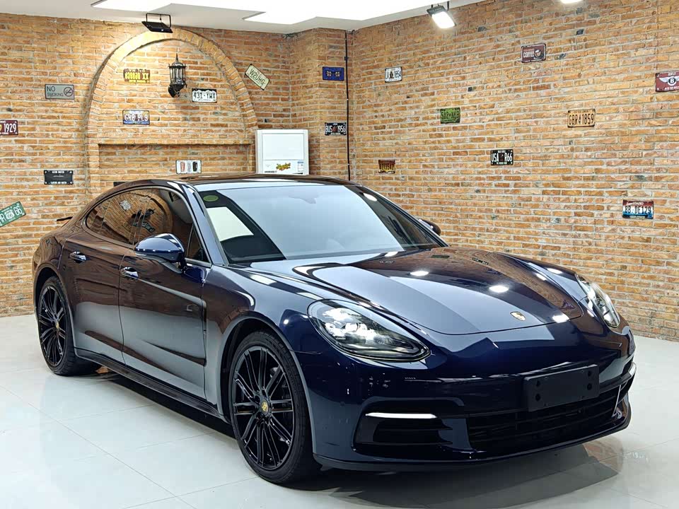 Porsche Panamera Porsche Panamera