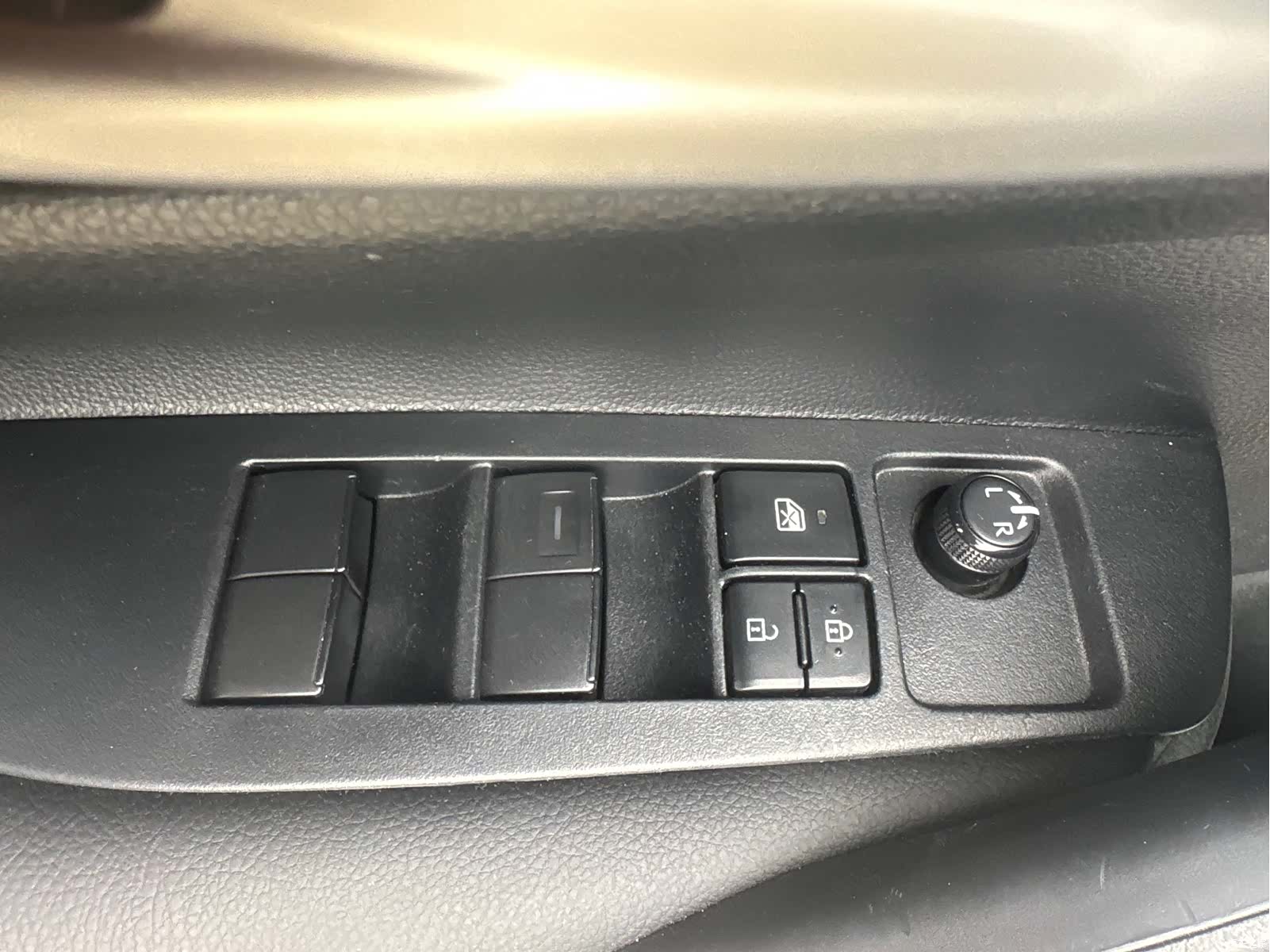 Toyota Corolla, 2023 10