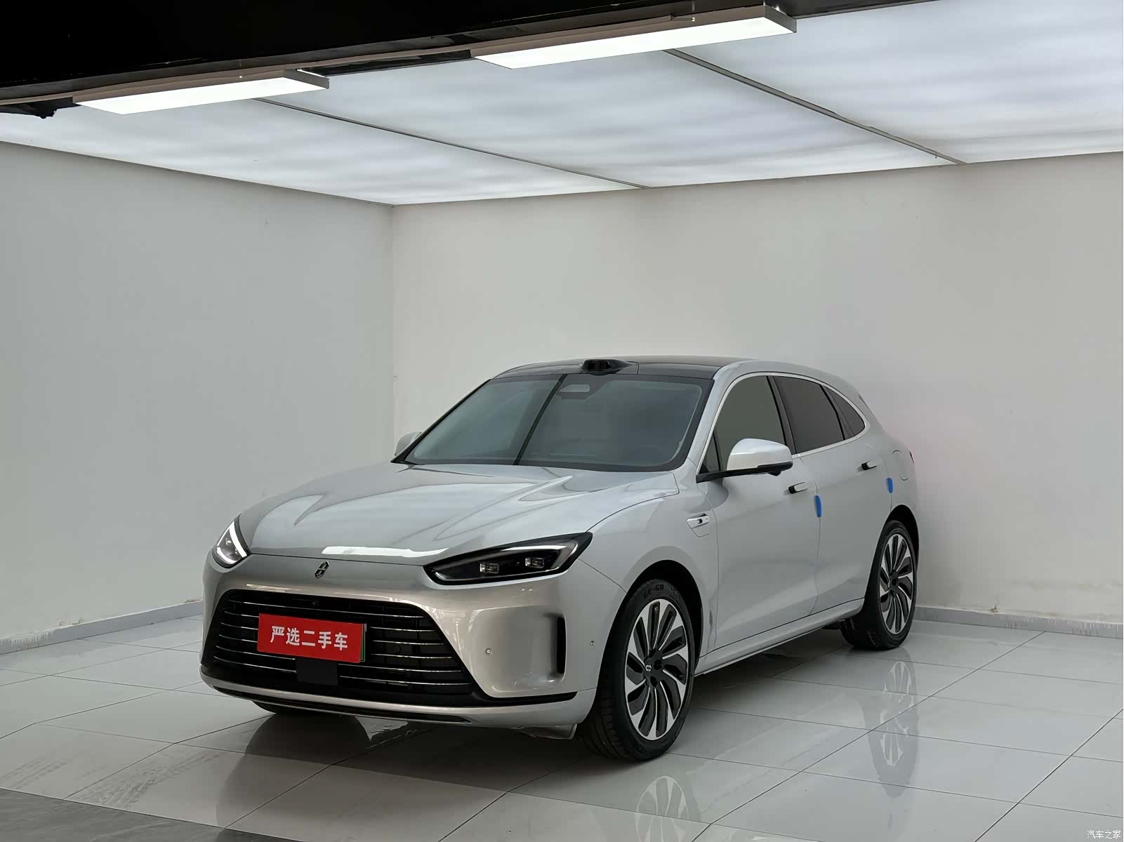 AITO M5, 2023 1