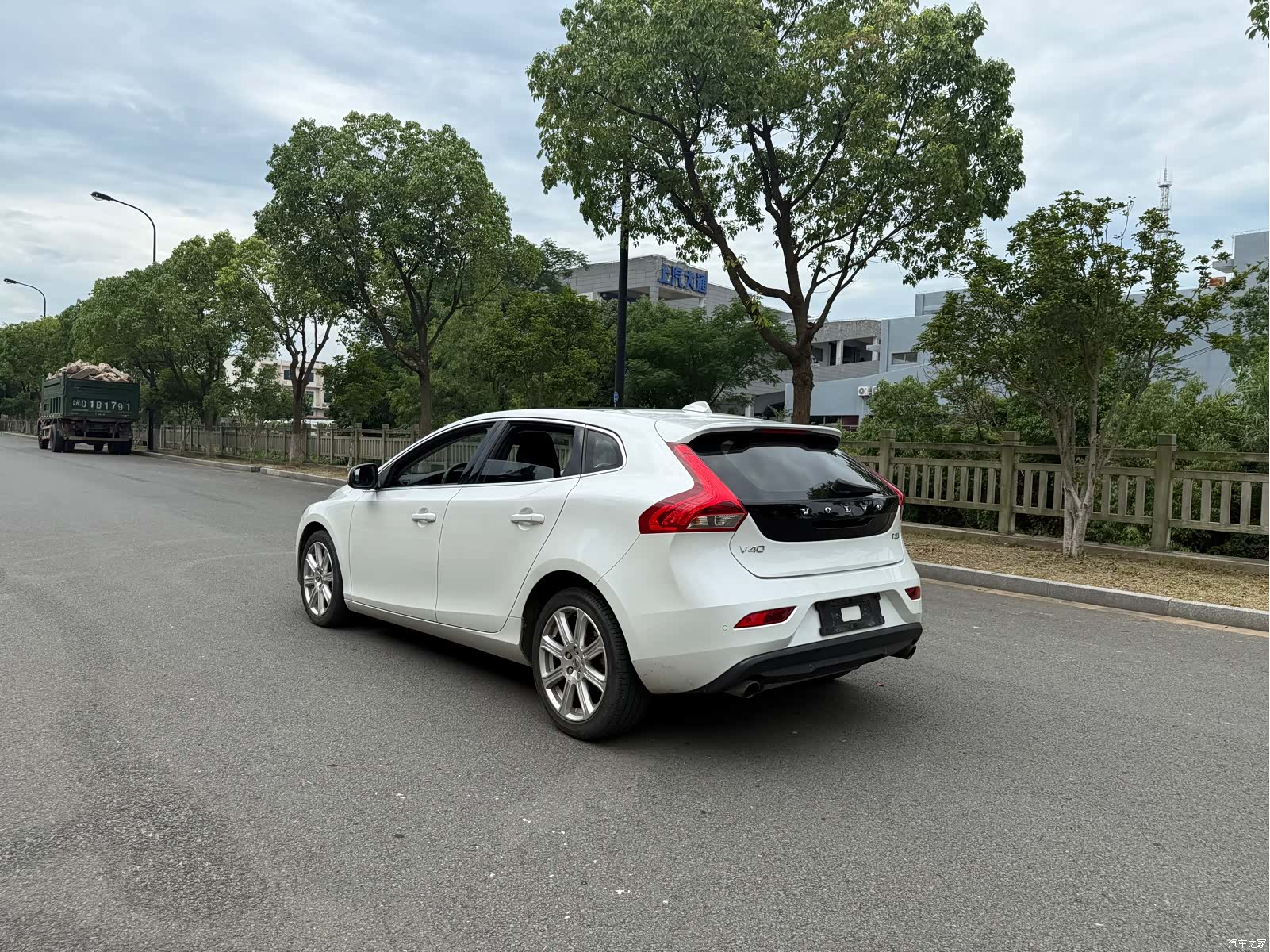 Volvo V40, 2016 7