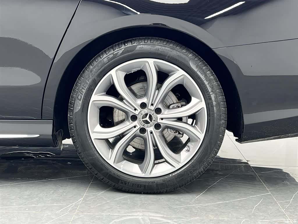 Mercedes-Benz E-Class, 2021 25