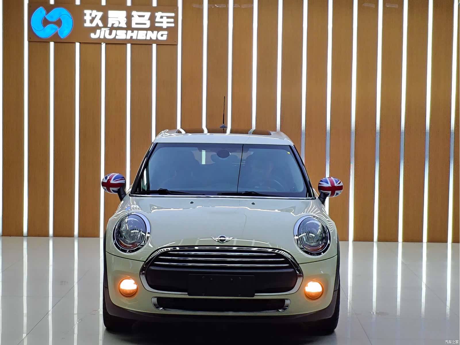 Mini ONE, 2018 3