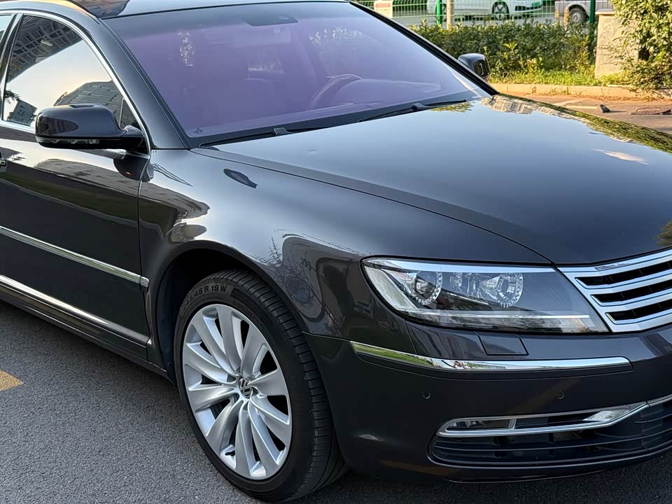 Volkswagen Phaeton