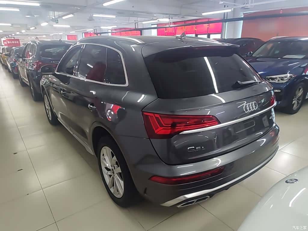 Audi Q5L, 2022 все фото