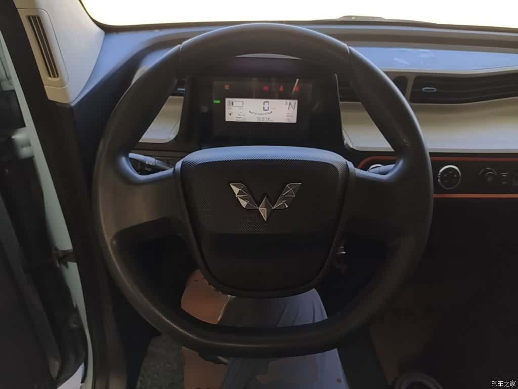 Wuling MINIEV, 2024 11