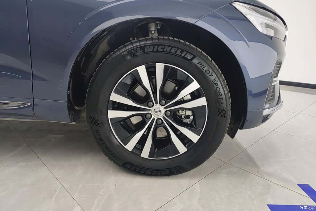 Volvo XC60, 2023 6