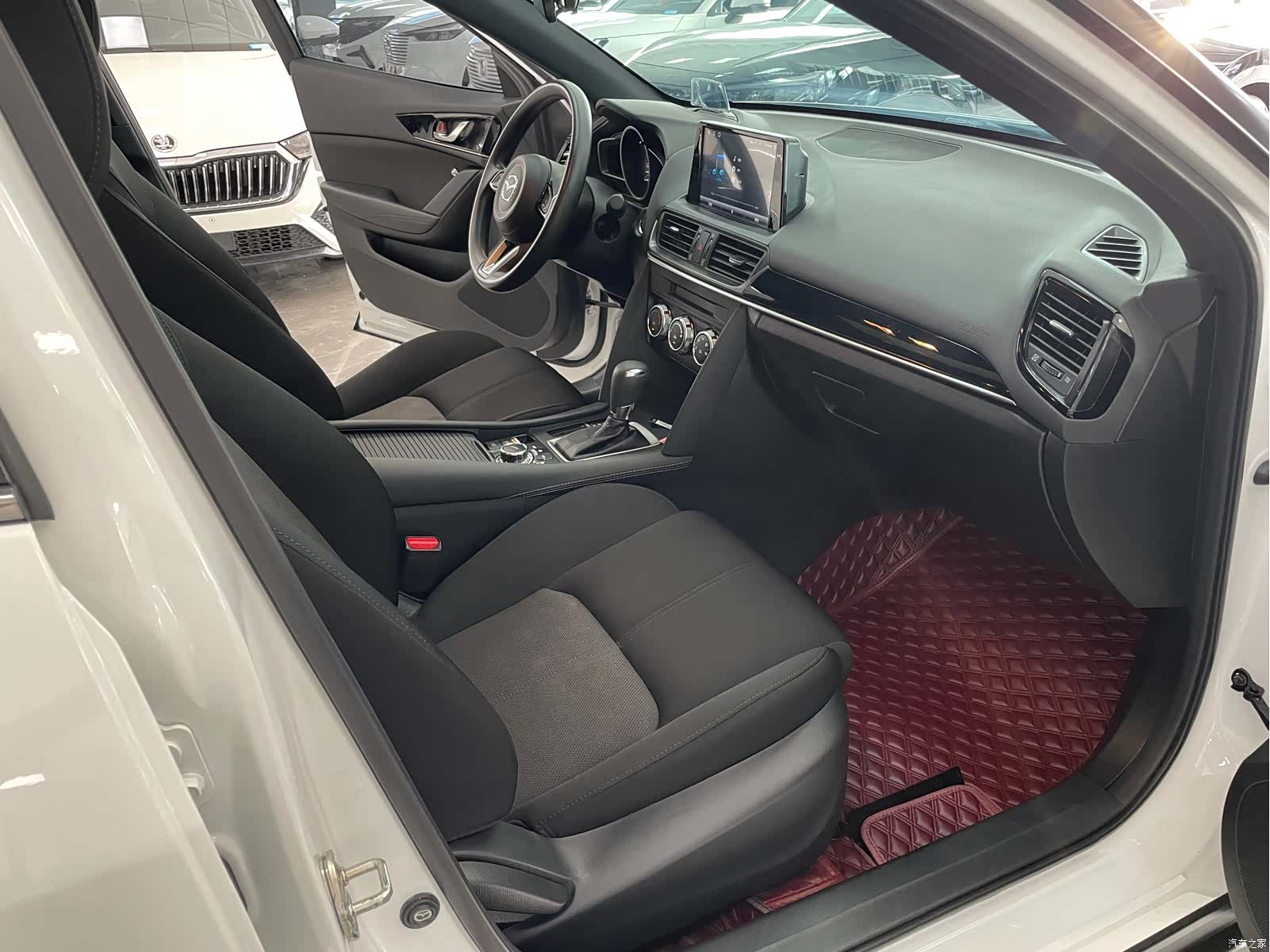 Mazda CX-4, 2022 7