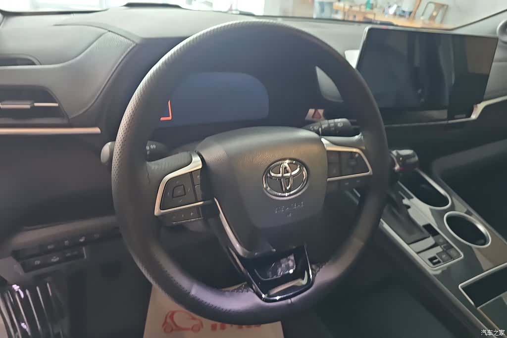 Toyota Sienna, 2024 15