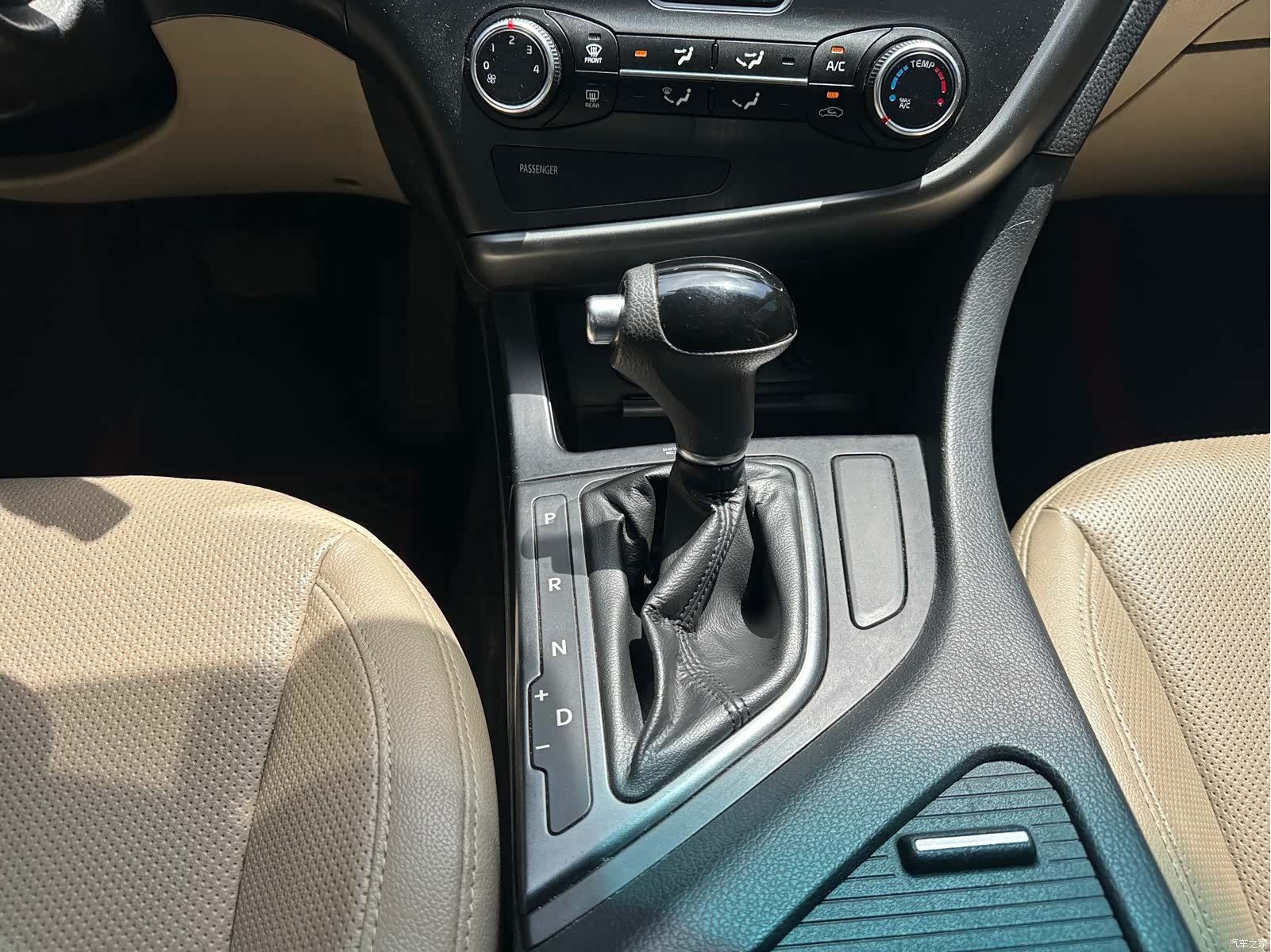 Kia K5, 2016 10