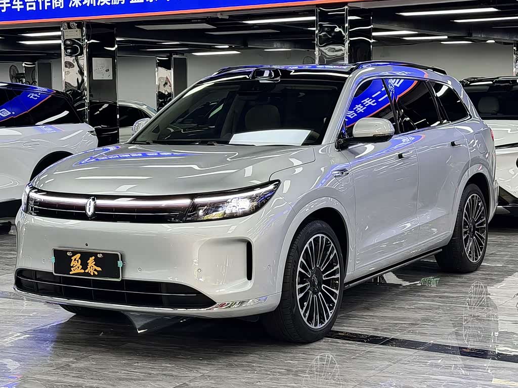 AITO M7