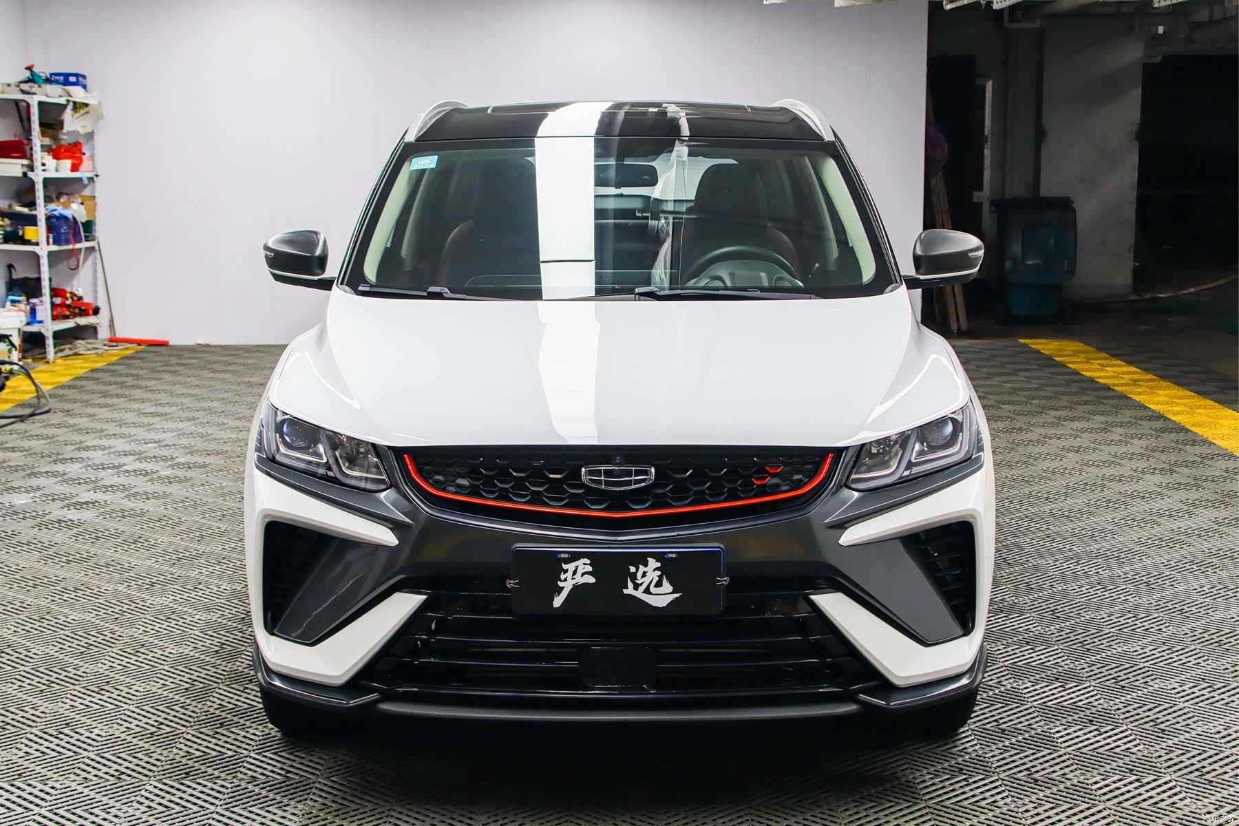 Geely Coolray, 2022 2
