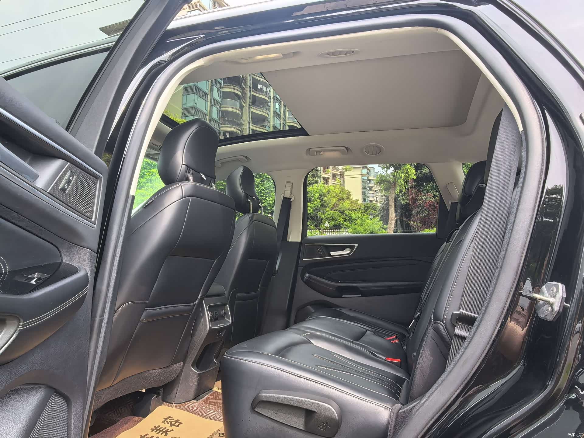 Ford Edge, 2021 12