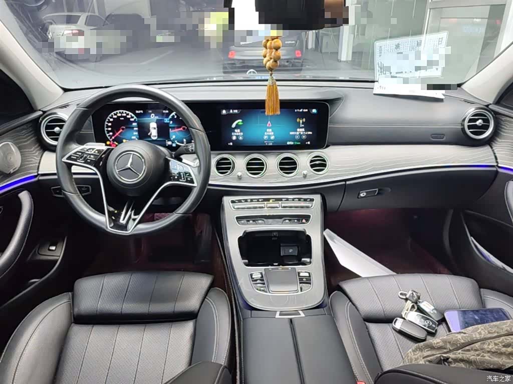 Mercedes-Benz E-Class, 2022 10