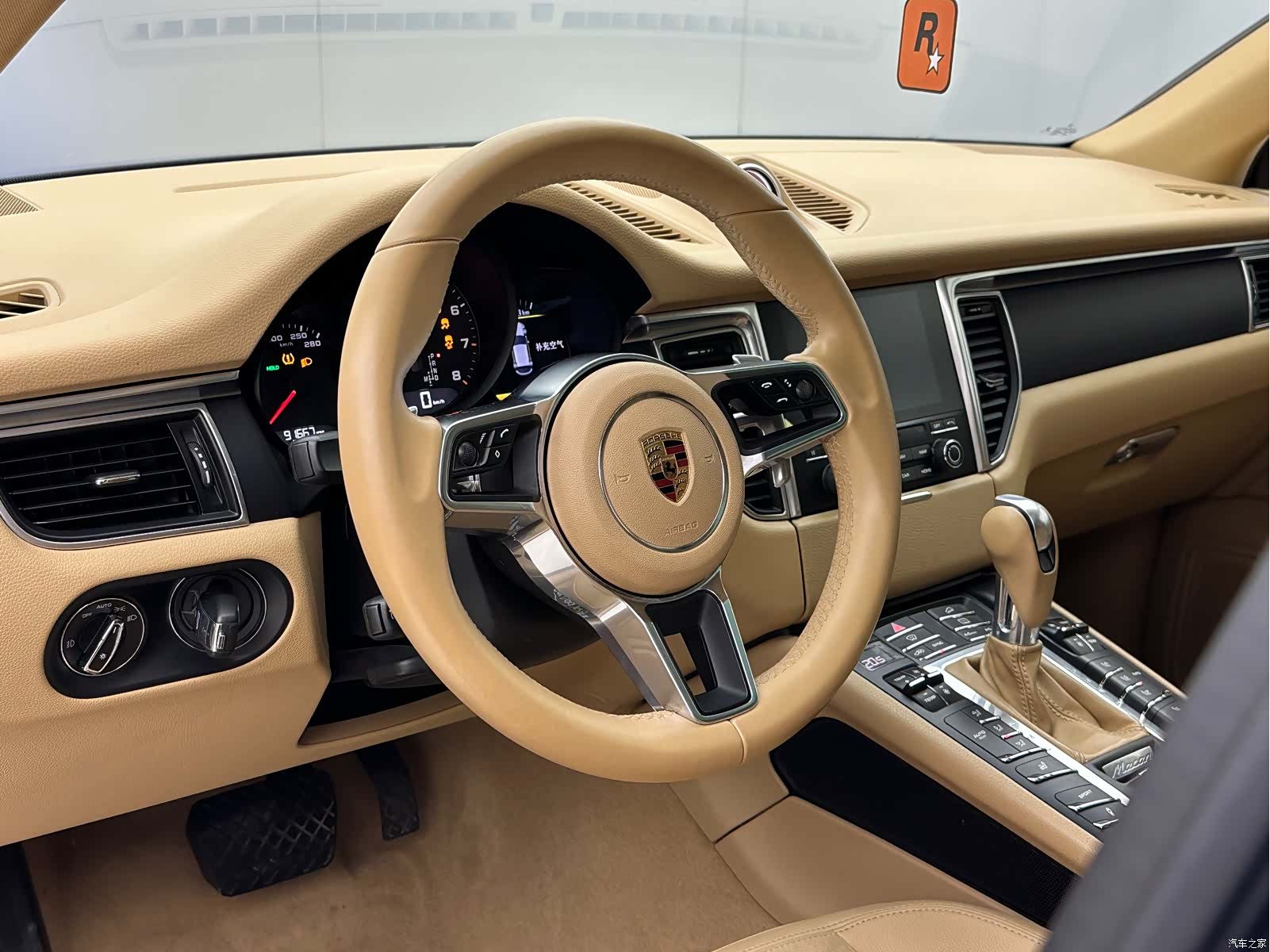 Porsche Macan, 2017 11
