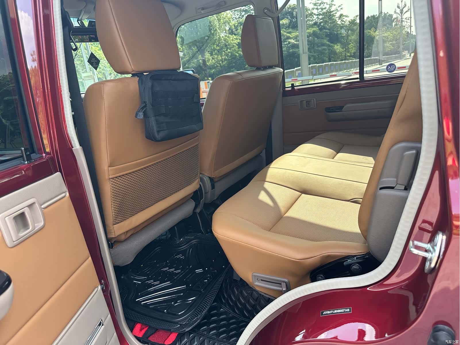Toyota Land Cruiser, 2022 18