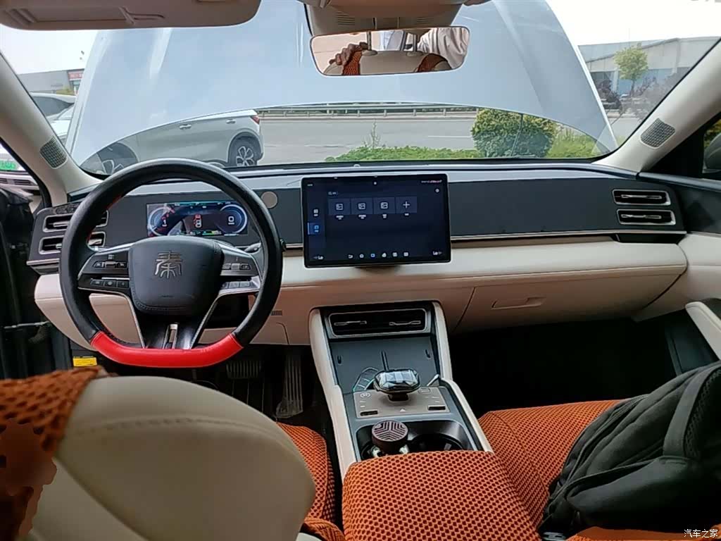 BYD Qin, 2024 10