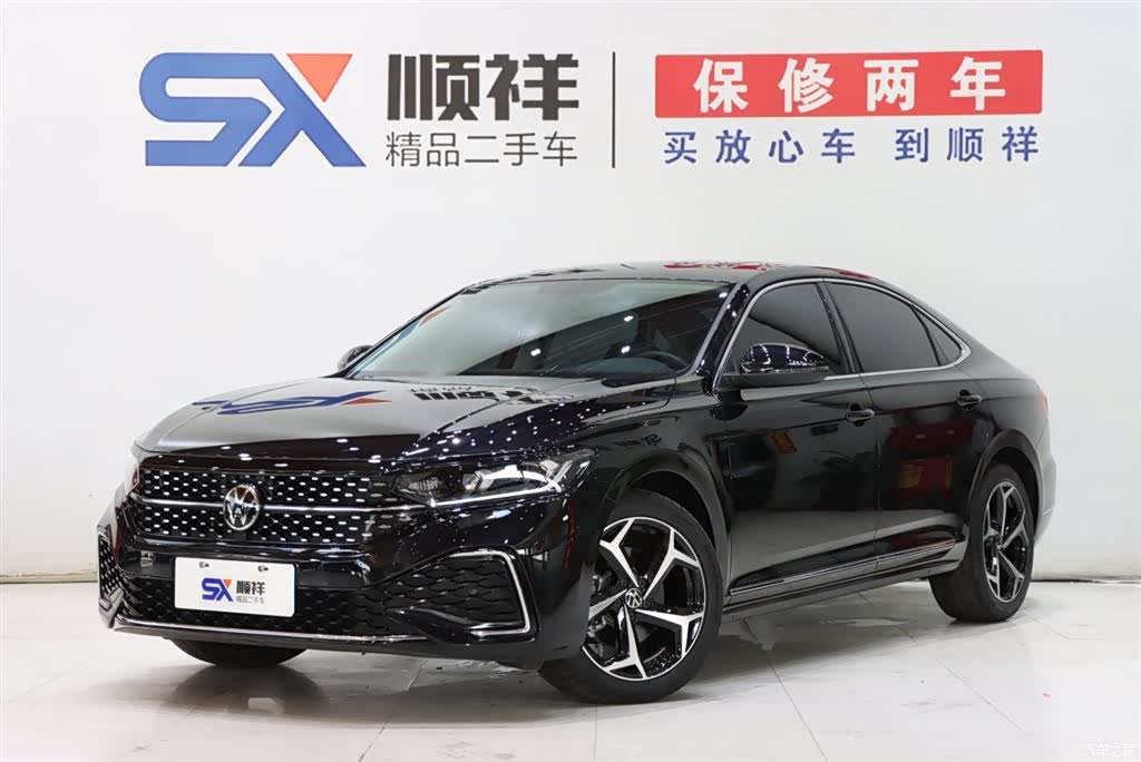 Volkswagen Passat, 2025 1
