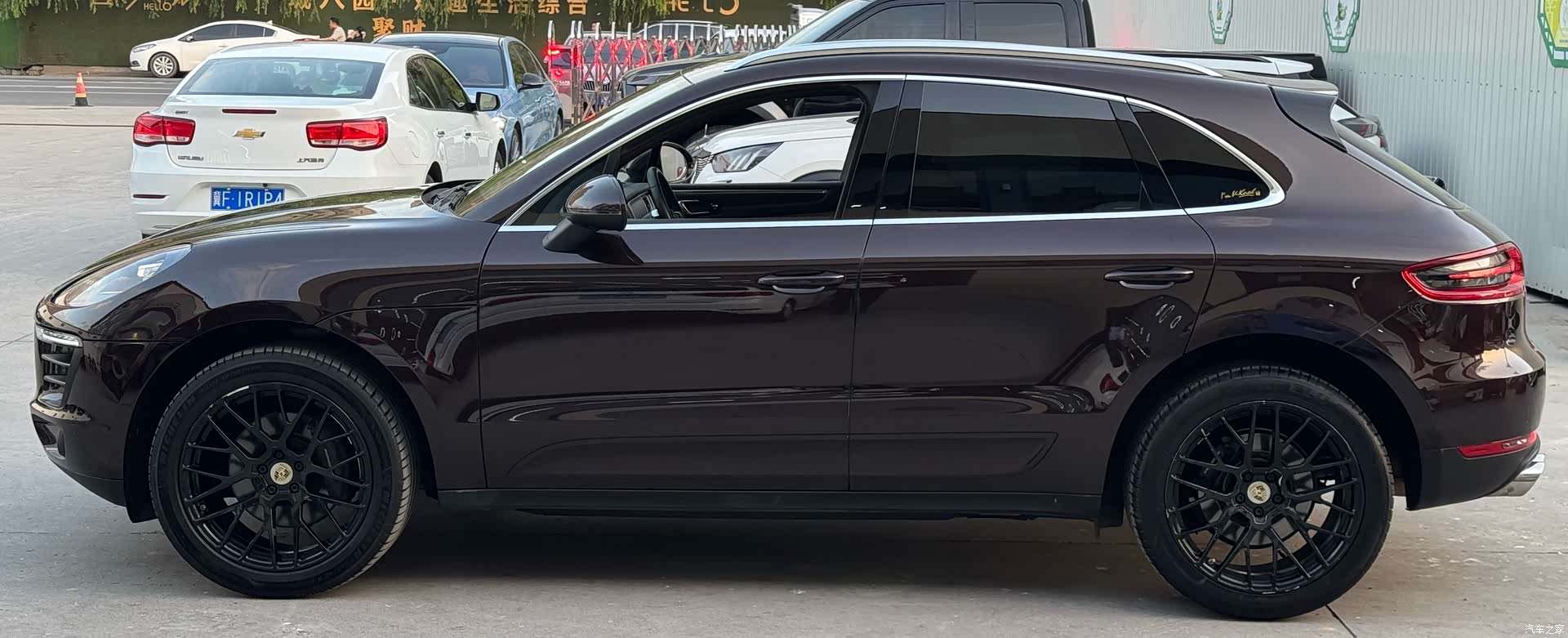 Porsche Macan, 2017 все фото